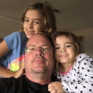 Meet your Posher, Ray